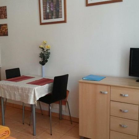 Aparthotel City 5 Прага Екстер'єр фото