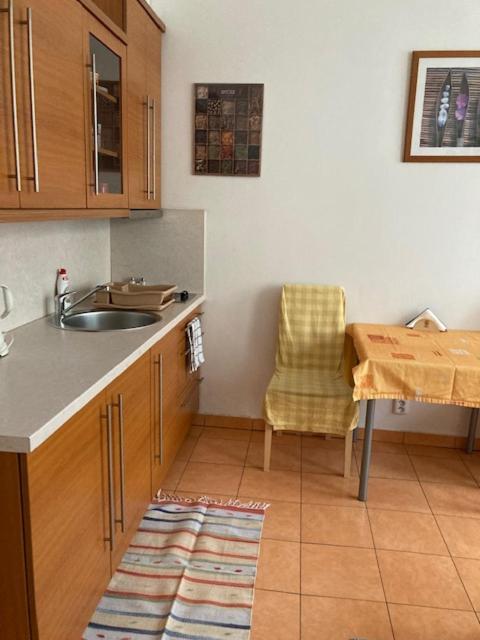 Aparthotel City 5 Прага Екстер'єр фото