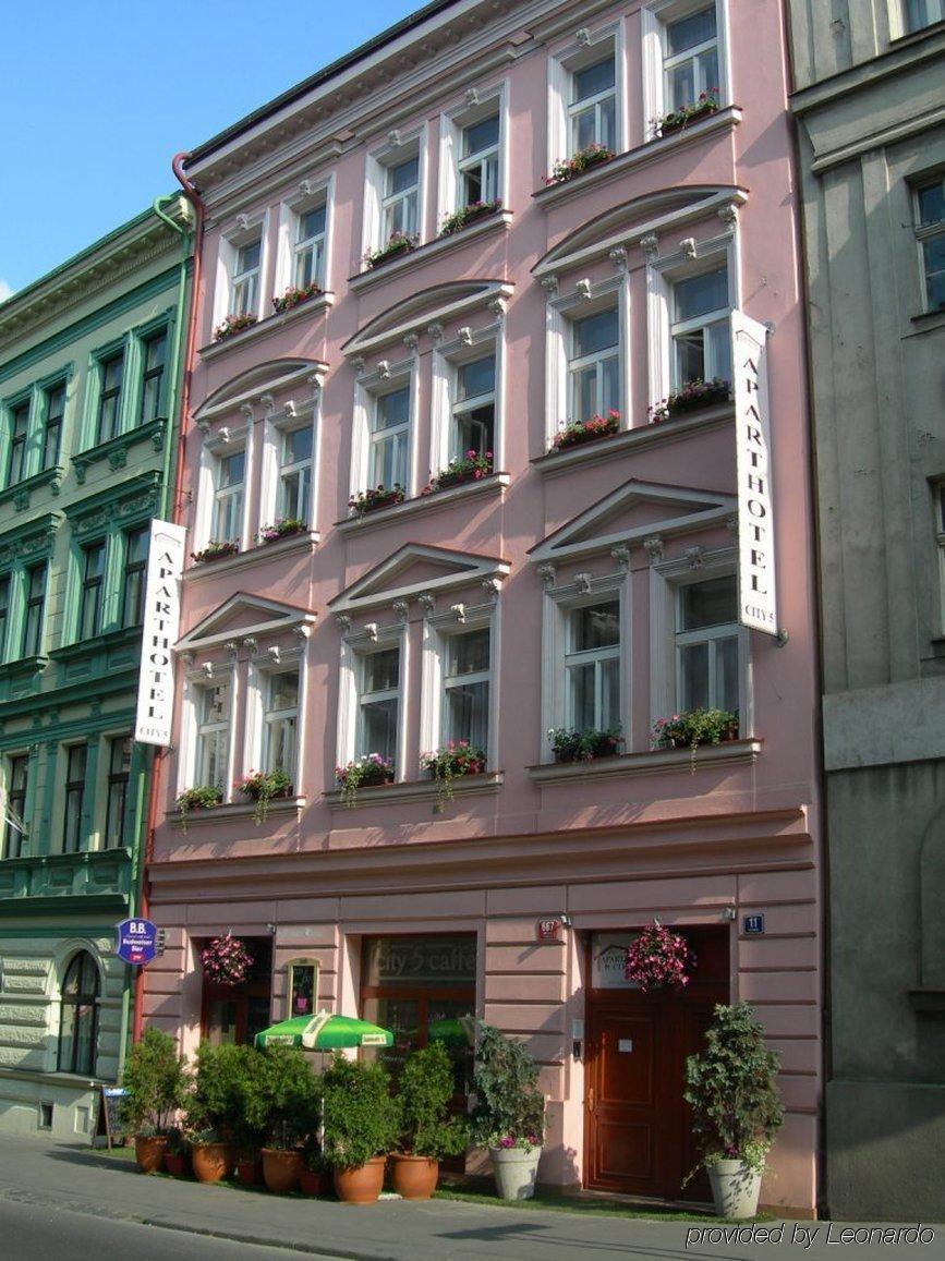 Aparthotel City 5 Прага Екстер'єр фото