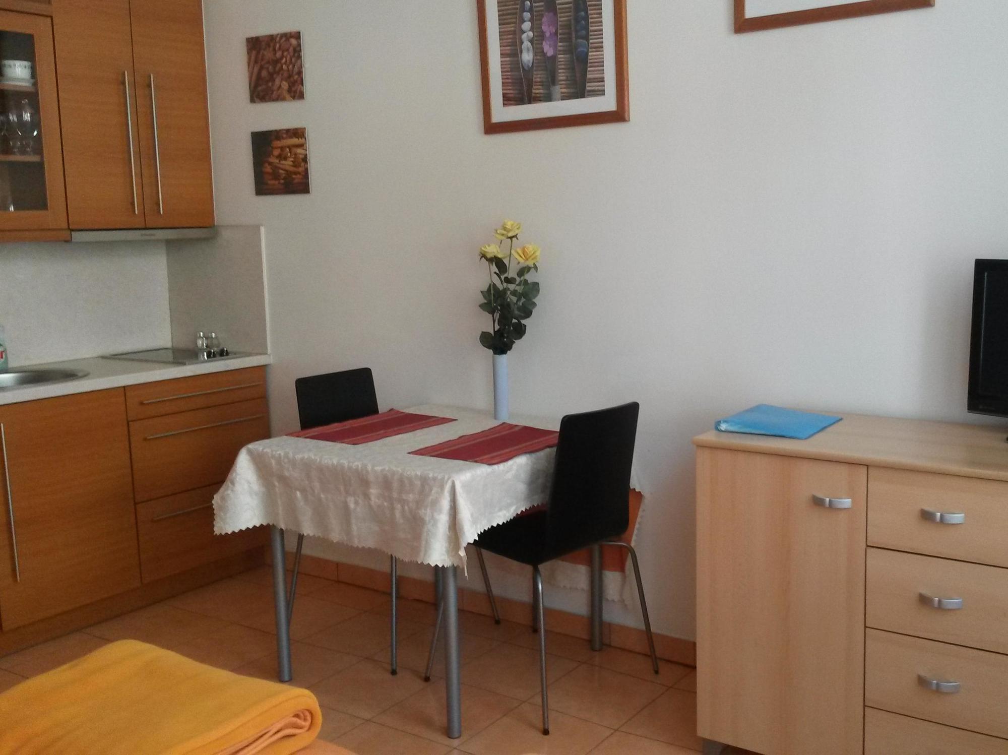 Aparthotel City 5 Прага Екстер'єр фото