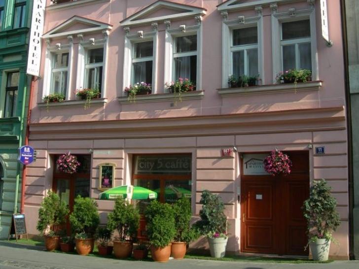 Aparthotel City 5 Прага Екстер'єр фото